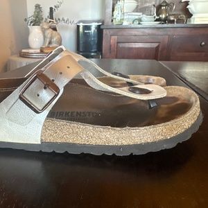 Birkenstock Gizeh leather in pearl size 38